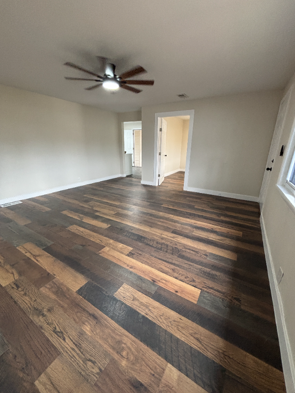 1105 Reynolds Rd - Photo 7 of 18