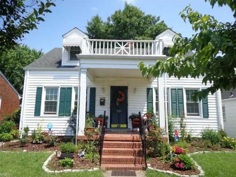 225 Constitution Ave