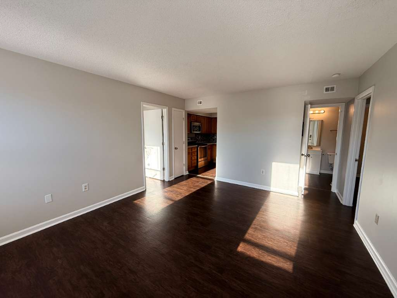 2005 Greens Boulevard #D201 - Photo 2 of 9