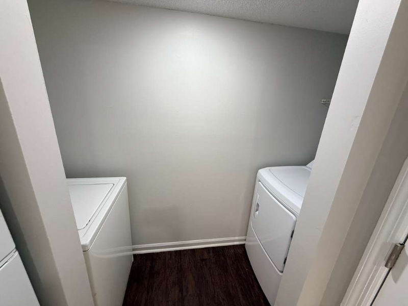 2005 Greens Boulevard #D201 - Photo 5 of 9