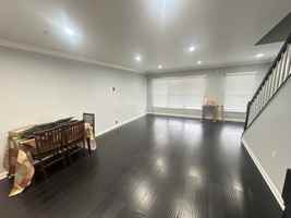 featured image of 814 H R Drive Southeast