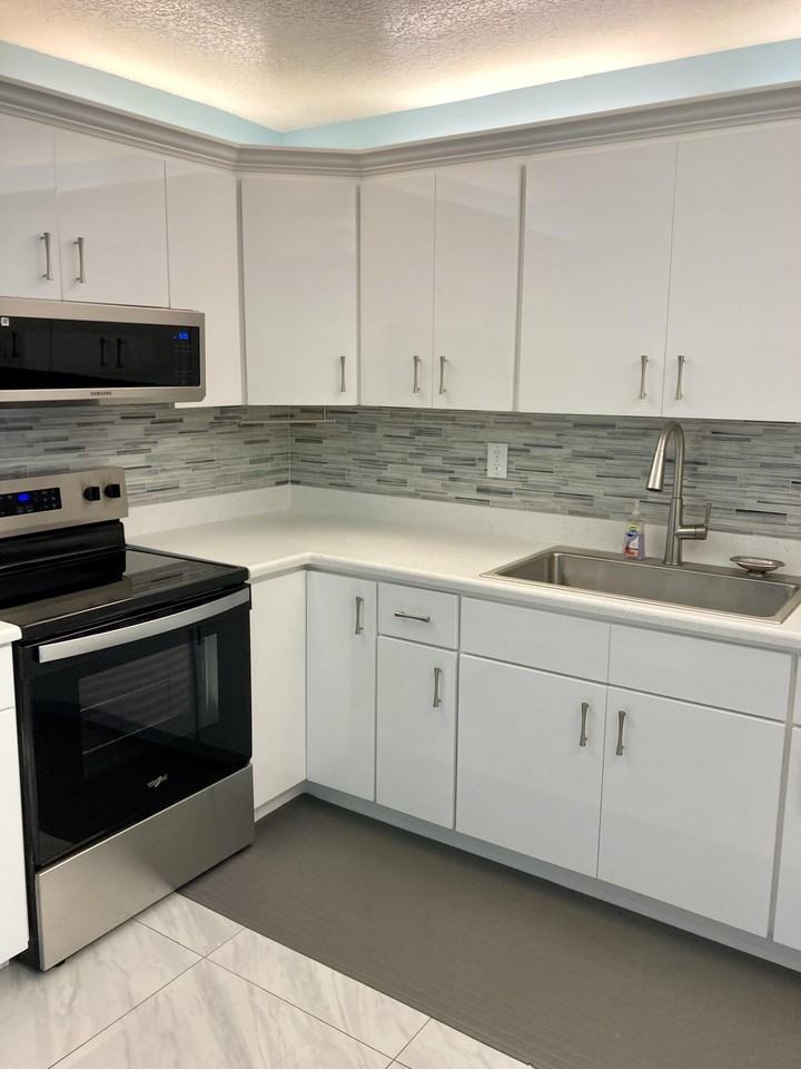 950 South Kanner Highway