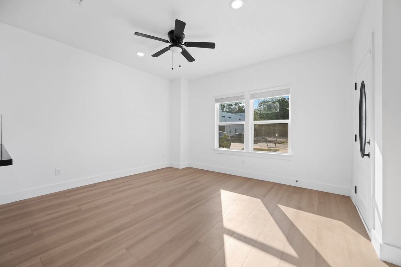 8412 Sunnyhill Street #8412