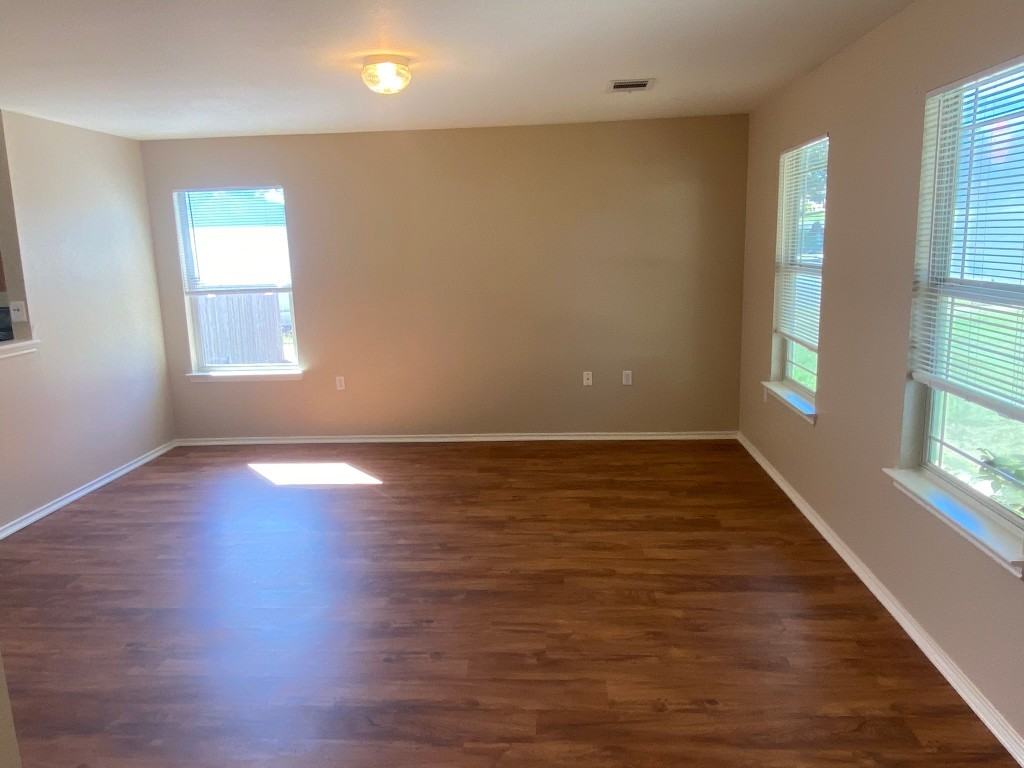 11901 Briarcreek Loop #11901 - Photo 5 of 16