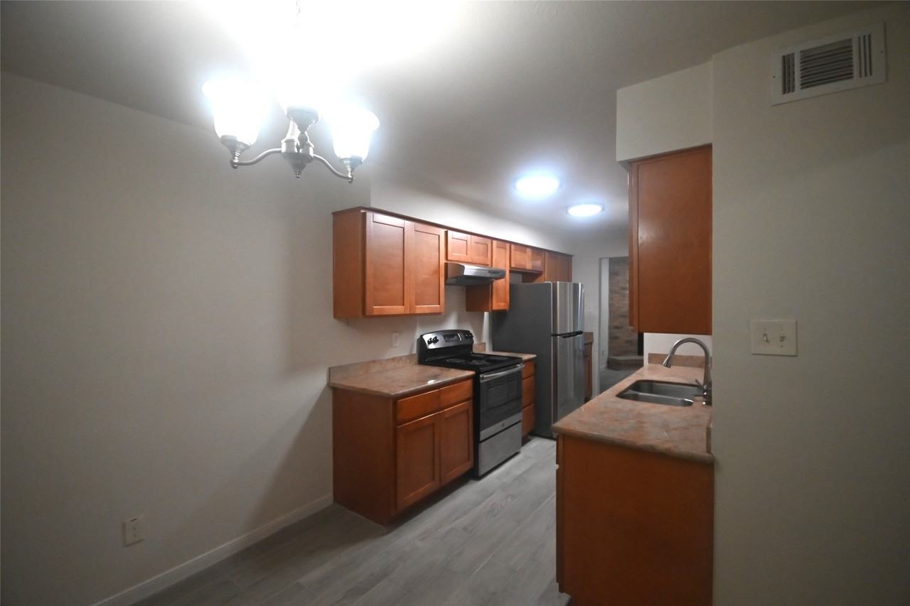 9419 Fondren Rd #9419 - Photo 6 of 16