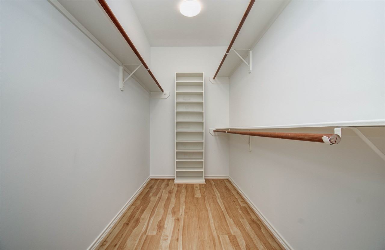 1931 Woodbury Street #1931 - Photo 3 of 36