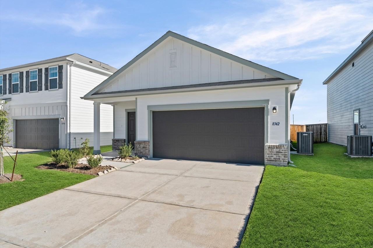 8742 Vacek Crossing Way #8742