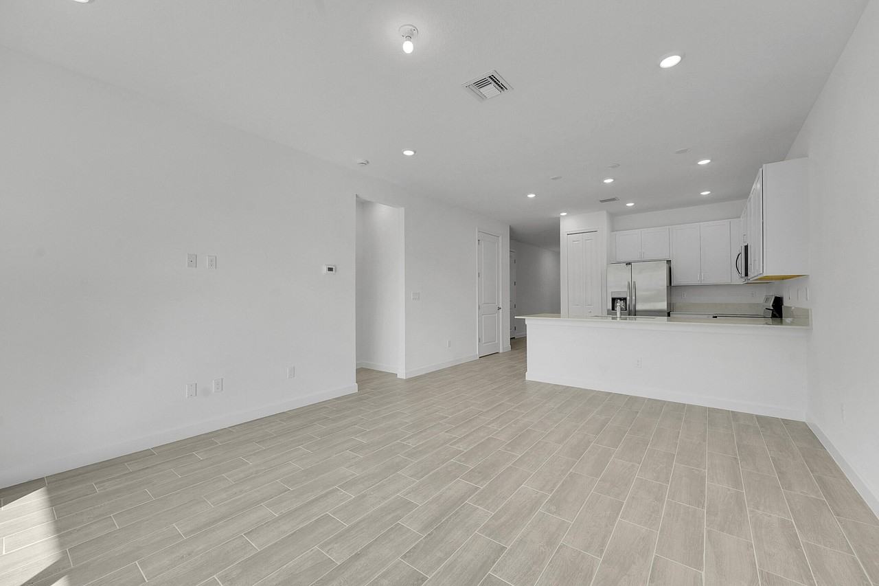 6429 Seabright Ter #6429 - Photo 3 of 22