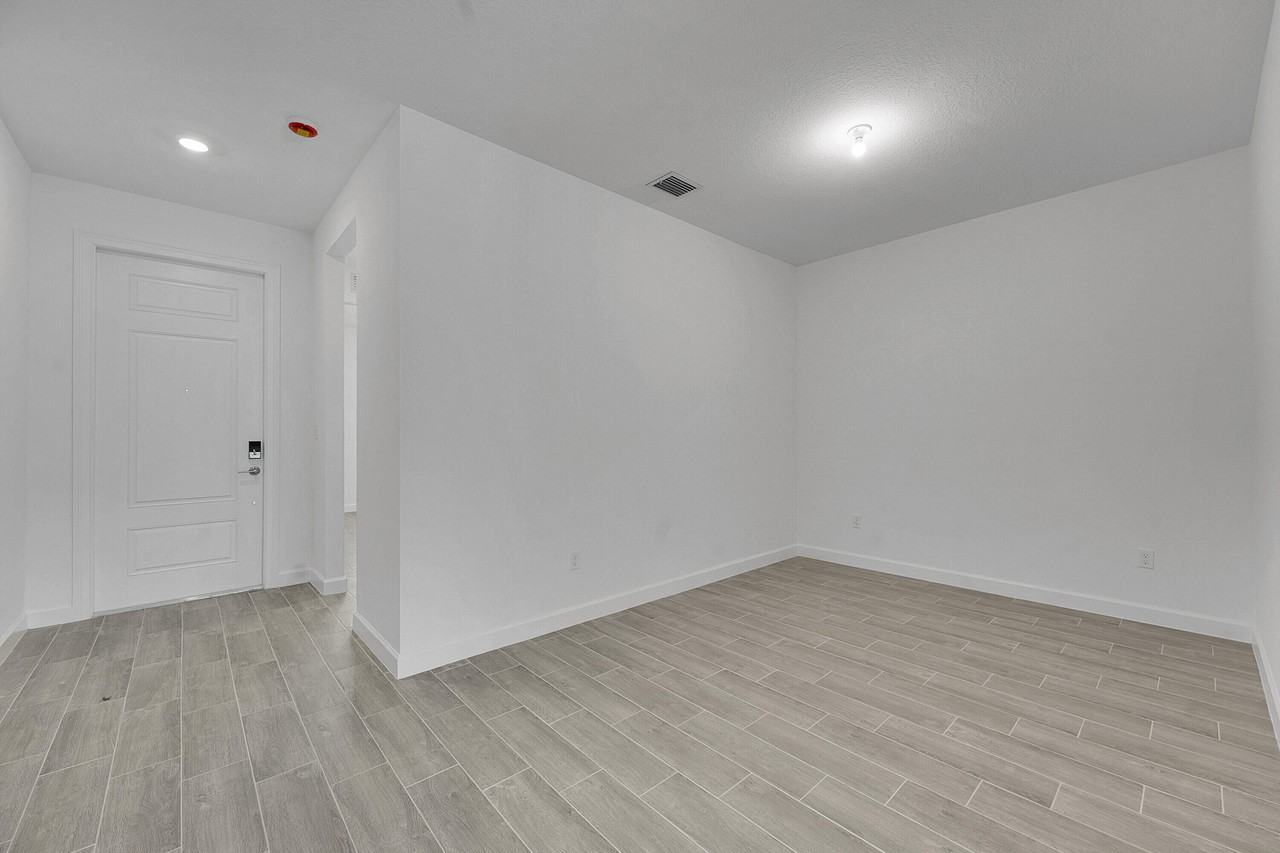 6429 Seabright Ter #6429 - Photo 4 of 22