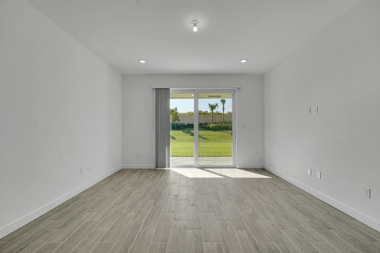 6429 Seabright Ter #6429 - Photo 5 of 22