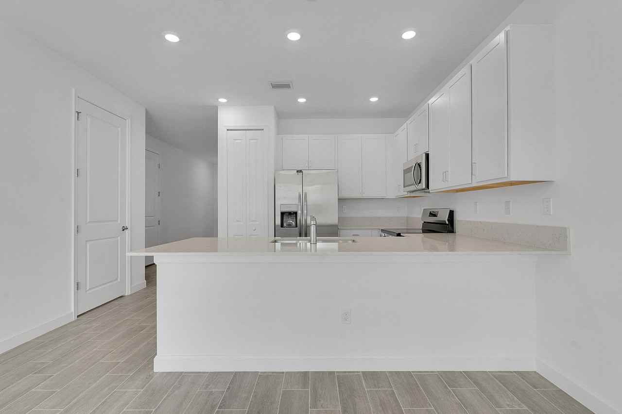 6429 Seabright Ter #6429 - Photo 6 of 22