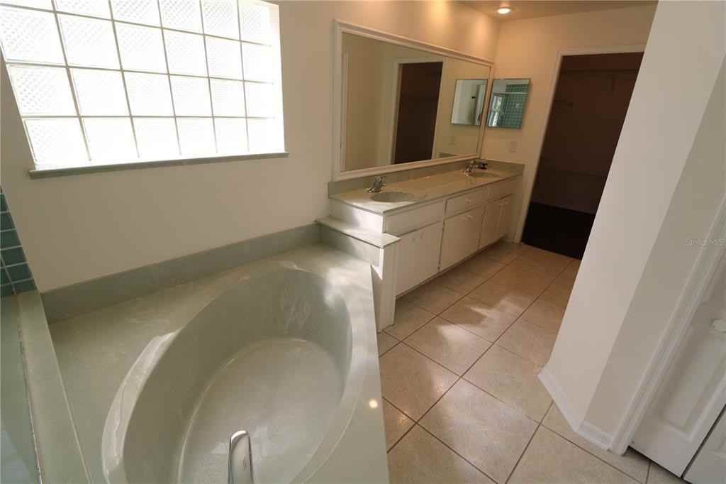 22704 Magnolia Trace Boulevard #22704 - Photo 2 of 40