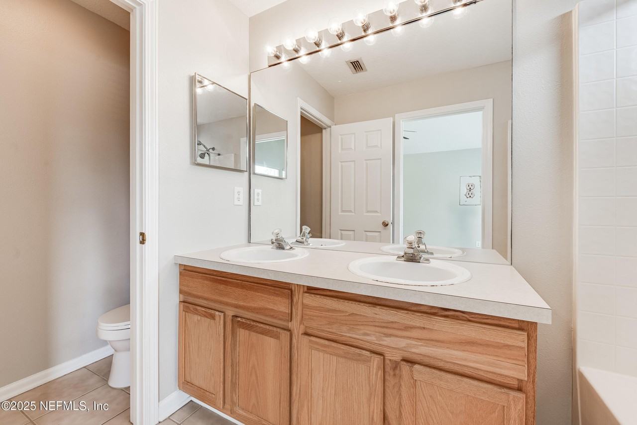 7990 Baymeadows Road #7990-1901 - Photo 5 of 29