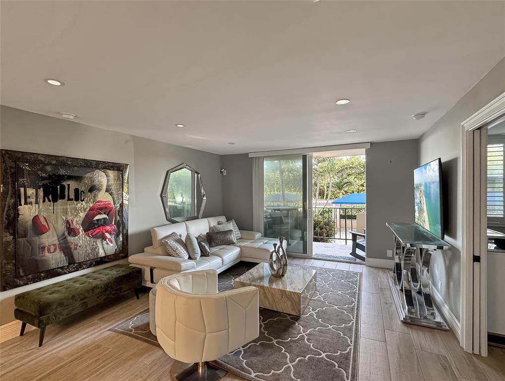 2000 South Ocean Boulevard