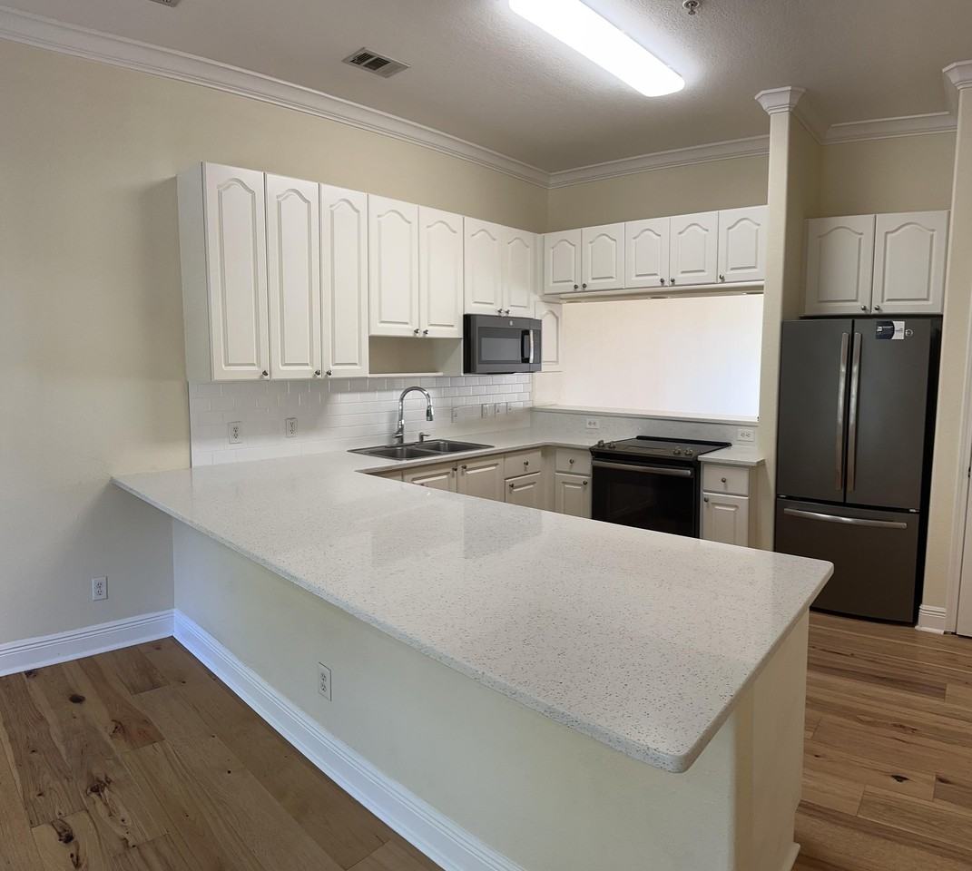 56 Spires Lane #56E16 - Photo 2 of 17