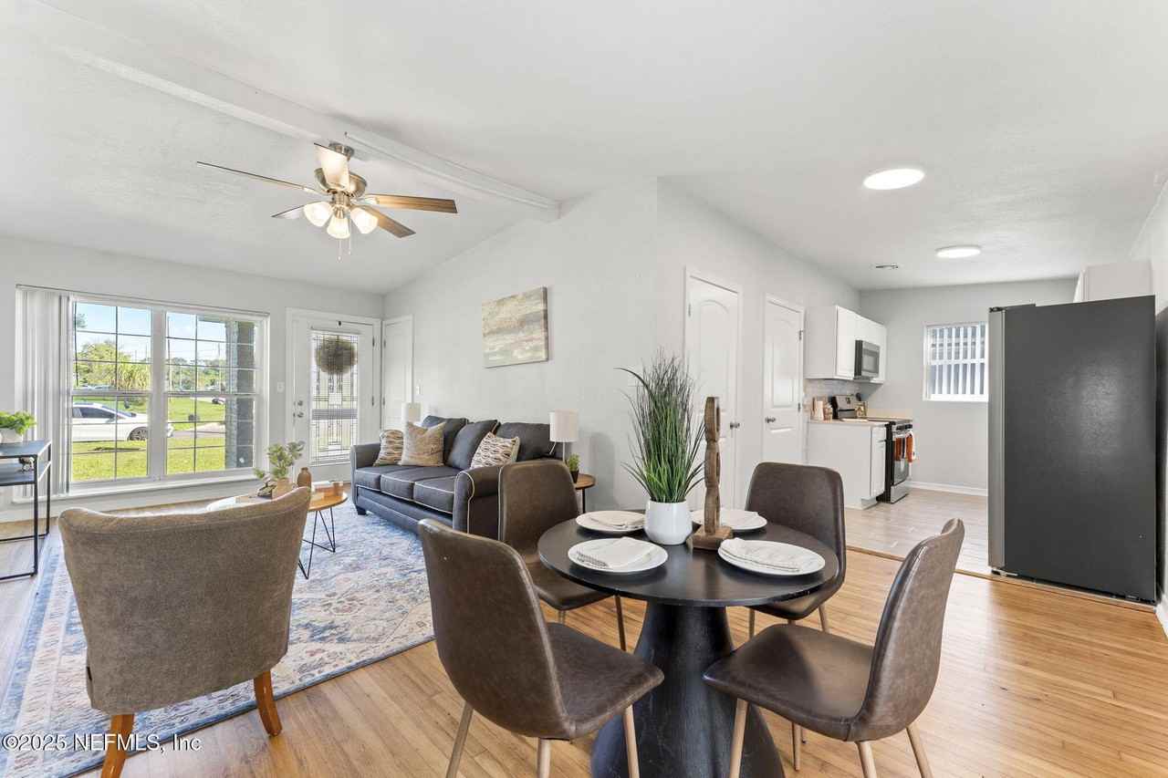 1146 Carthage Drive #1146 - Photo 4 of 23