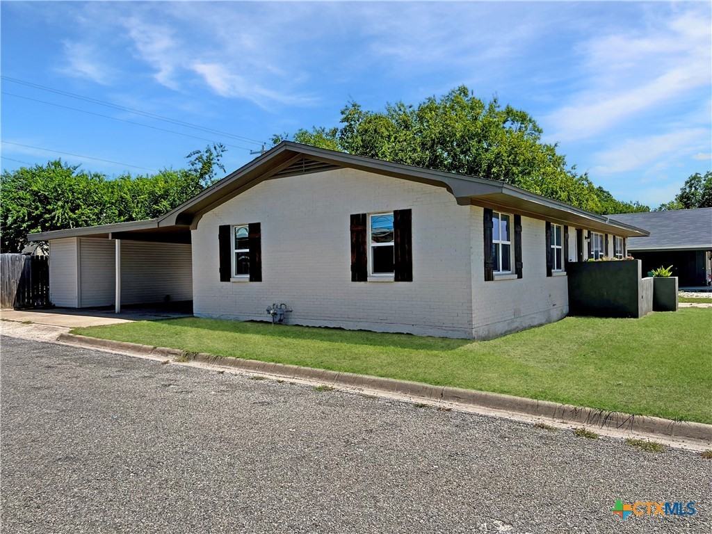 1311 West Main Street #1311 - Photo 5 of 30