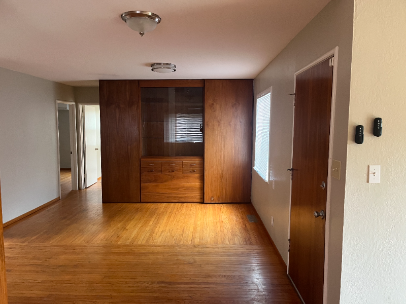 161 Sequoia Dr - Photo 3 of 16