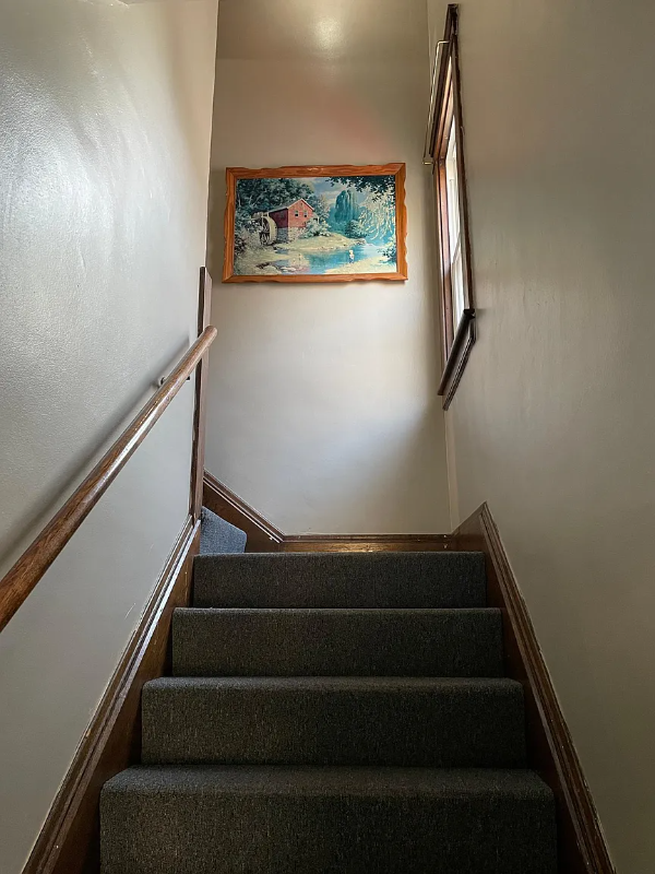 1284 Brockley Ave #UP - Photo 2 of 20