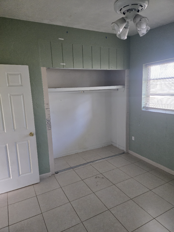 22259 Belinda Avenue - Photo 3 of 8