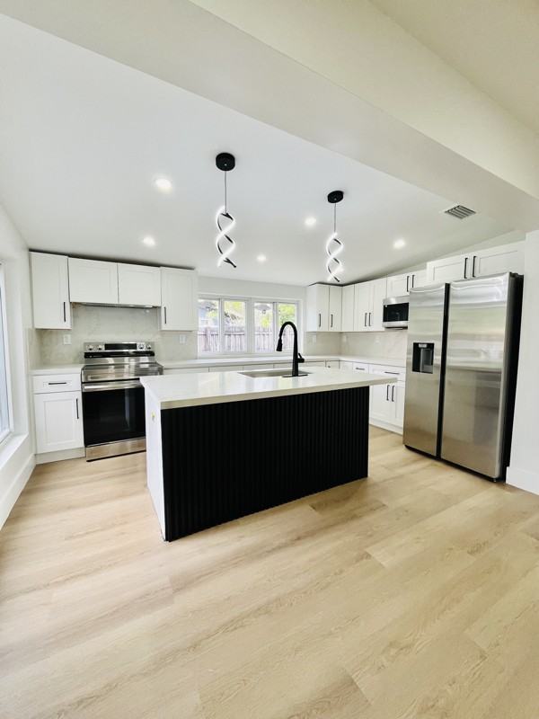 1612 East River Drive - Photo 5 of 19