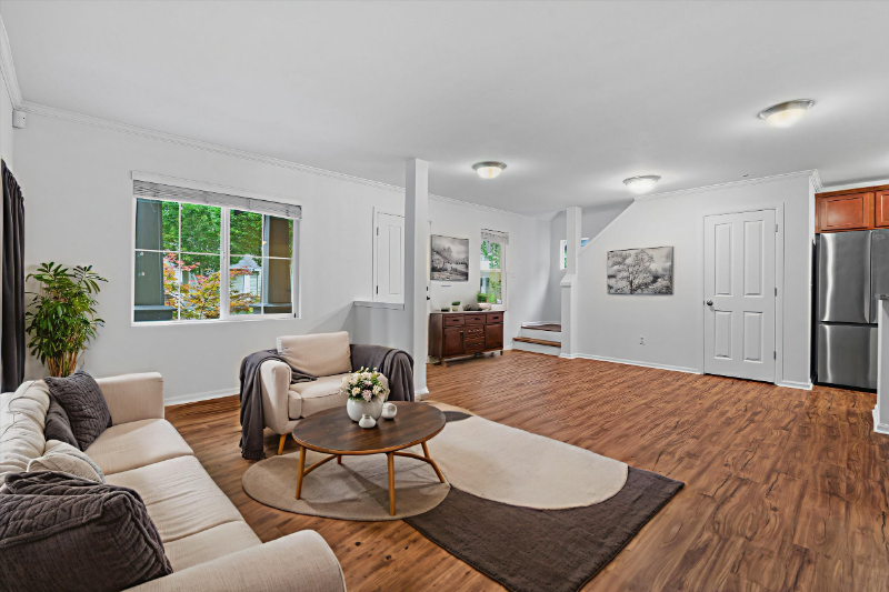 6527 Indiana St Se - Photo 4 of 20