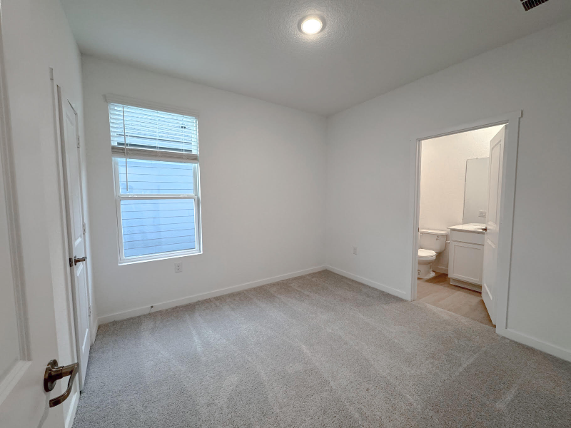 1419 Caceres Spur - Photo 2 of 5