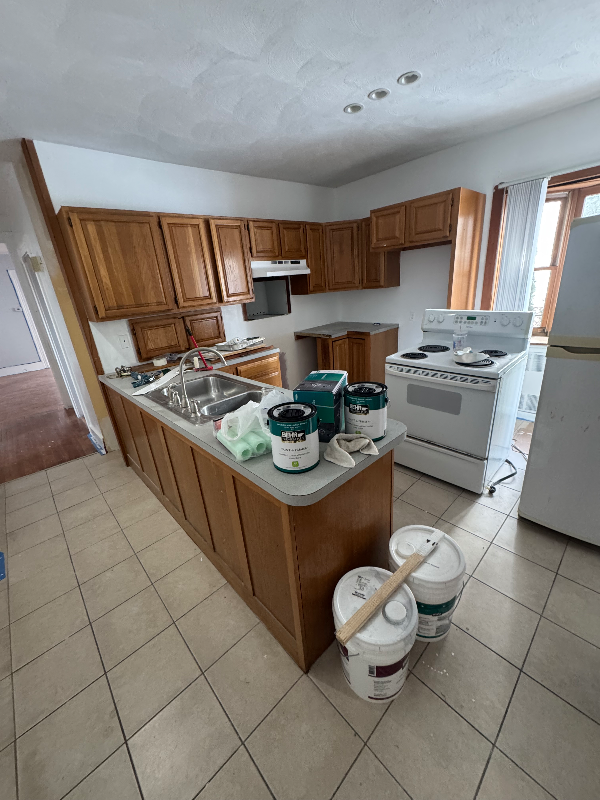 35 Haynes St #1 - Photo 2 of 7