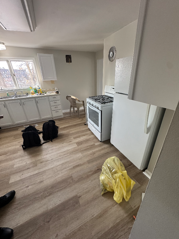 11 Nixon Ave #3 - Photo 5 of 7