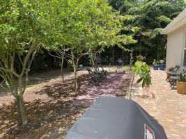 featured image of 690 Hadley Pl E #690