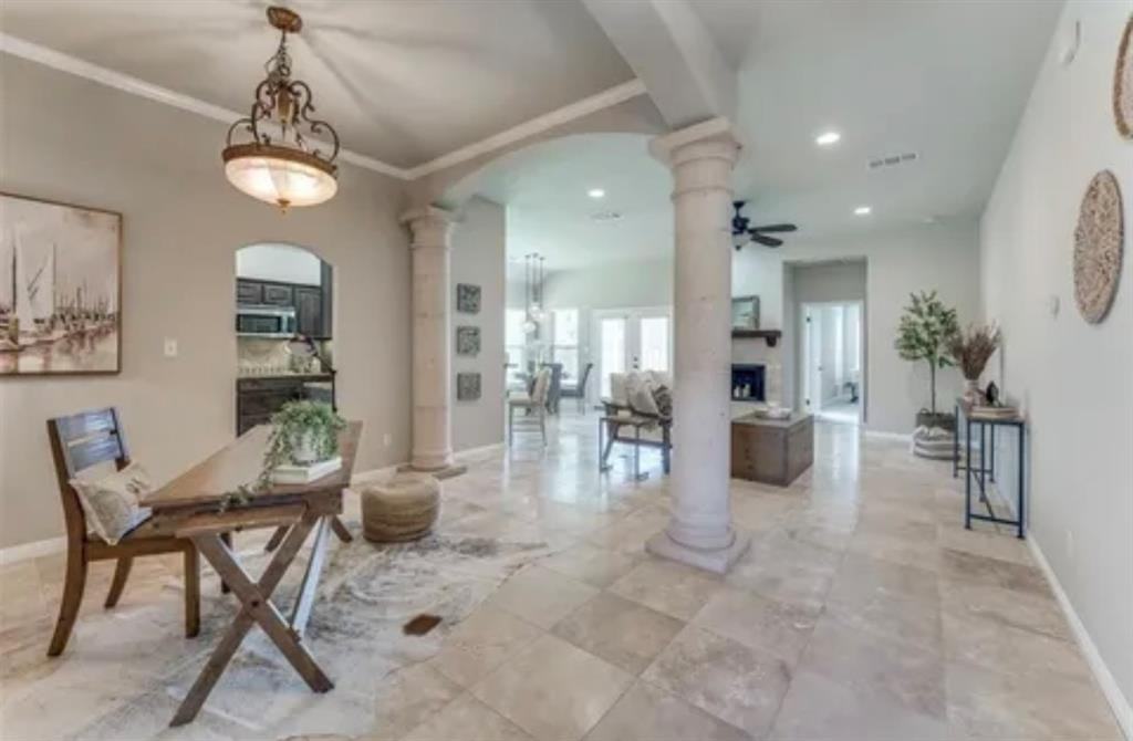 30418 Anika Cove #30418 - Photo 3 of 6