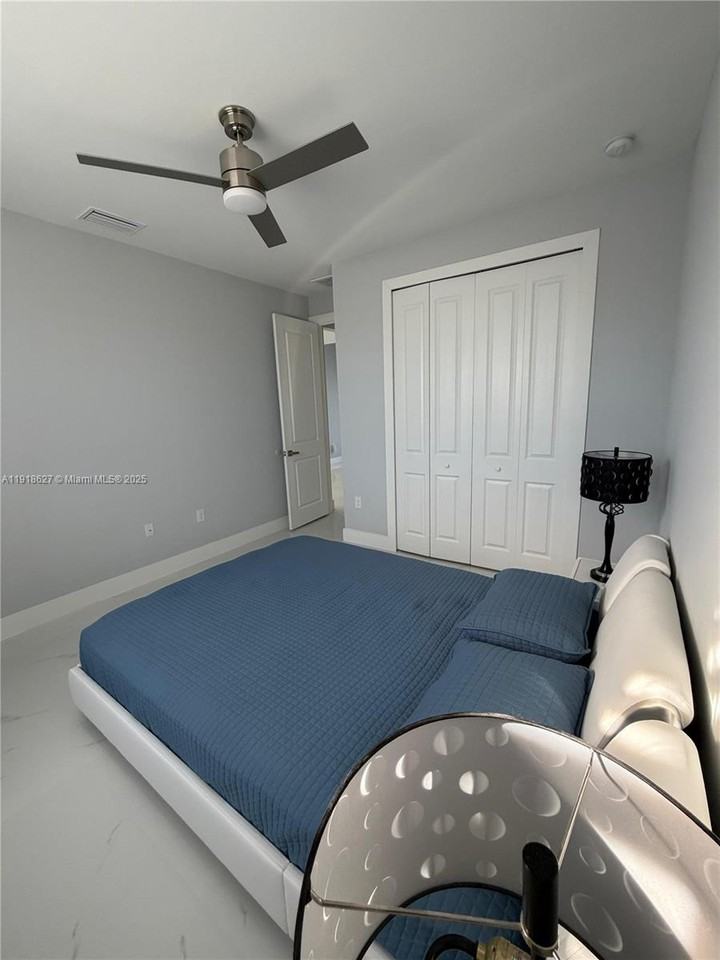 2923 22nd Street Southwest #2923 - Photo 2 of 24