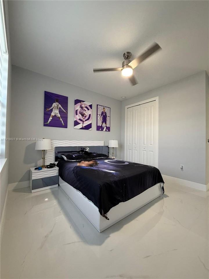 2923 22nd Street Southwest #2923 - Photo 4 of 24