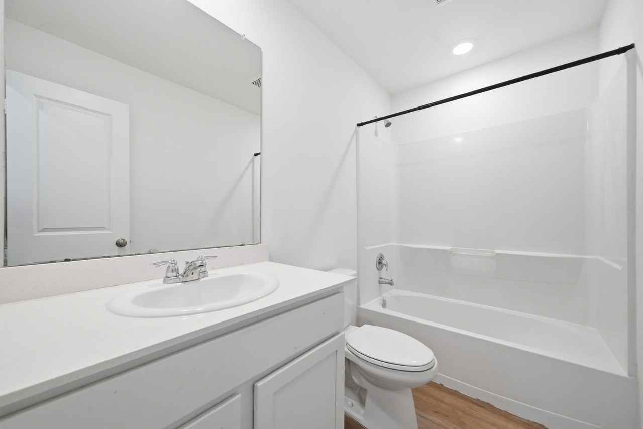 7335 Greenbriar Canyon Ln #7335 - Photo 5 of 10