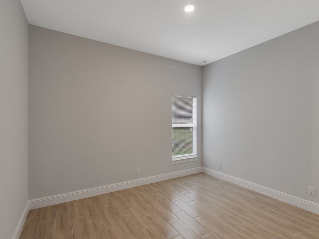 2465 87th Ave #2465 - Photo 3 of 21