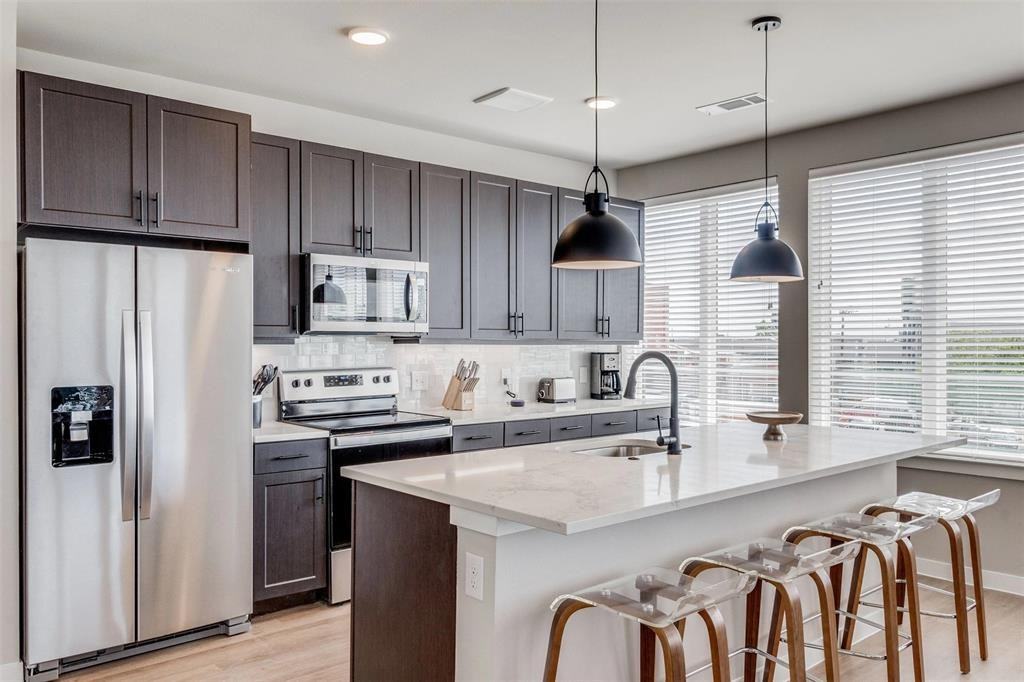 3900 Commerce Street