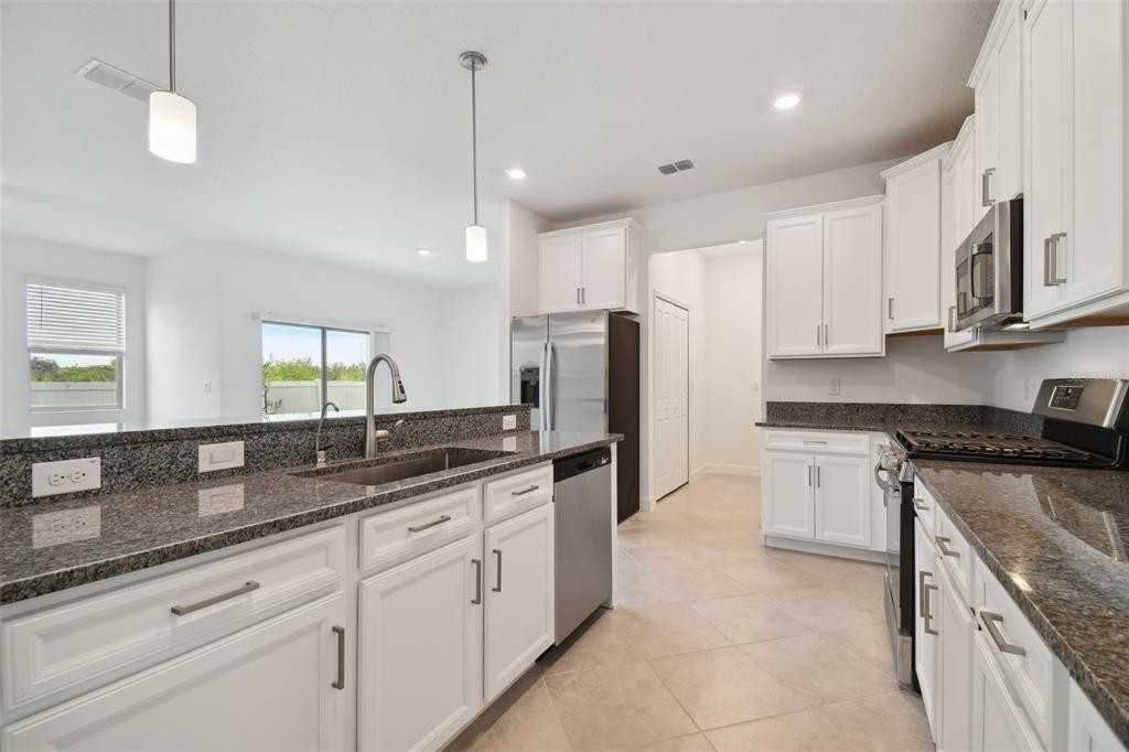 8221 Corner Pine Way #8221 - Photo 2 of 50