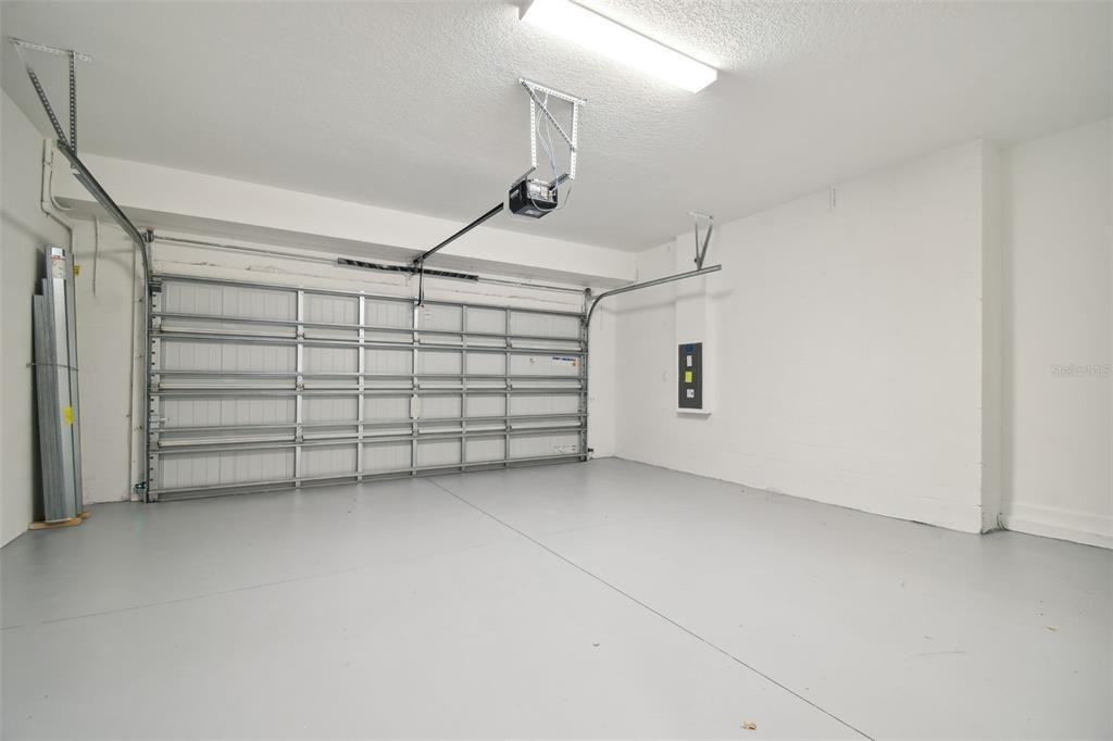 8221 Corner Pine Way #8221 - Photo 4 of 50