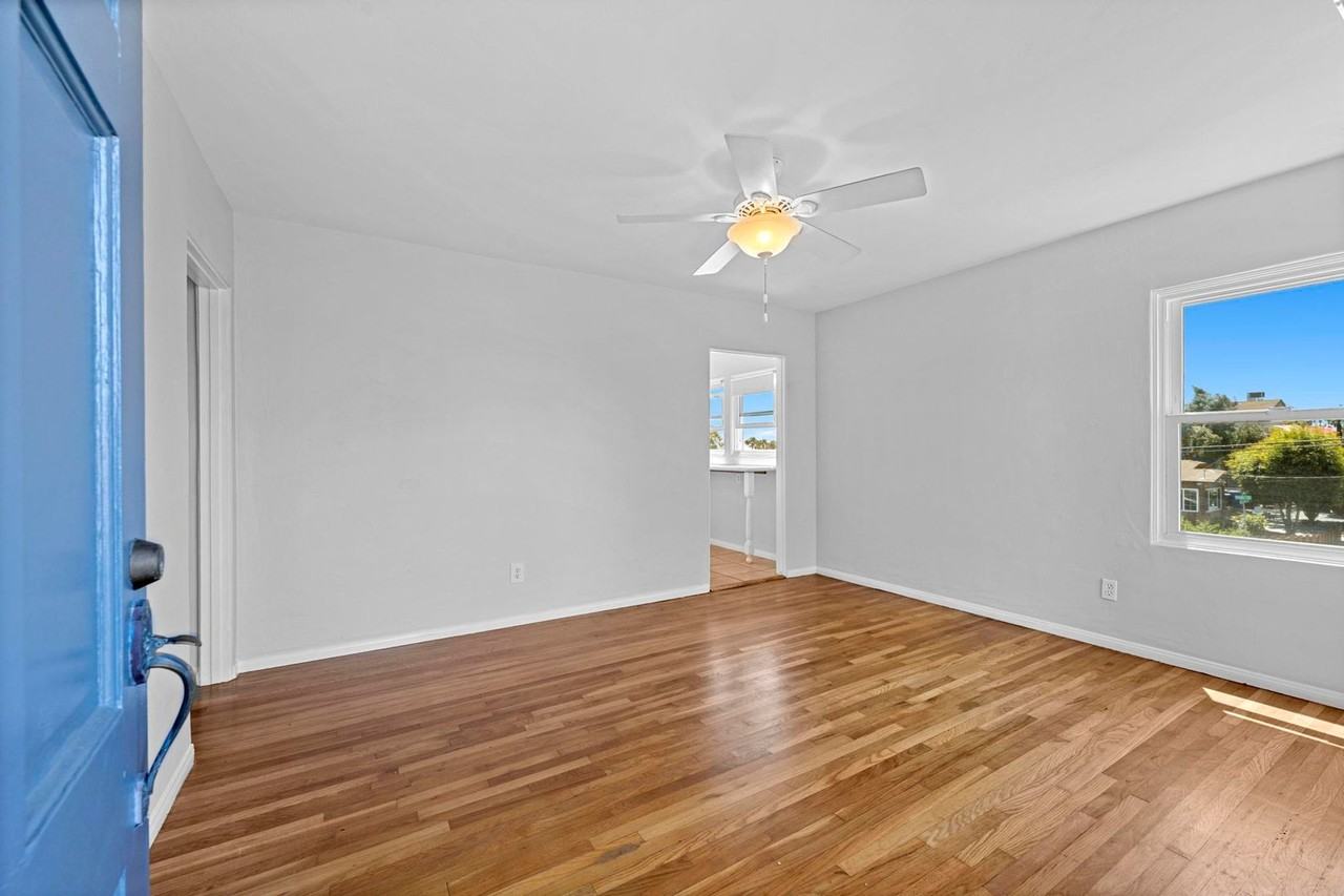 2724 Treat Street - Photo 6 of 23