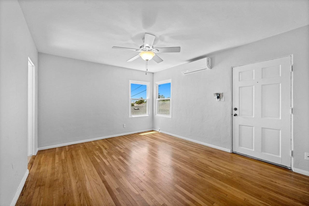 2724 Treat Street - Photo 7 of 23