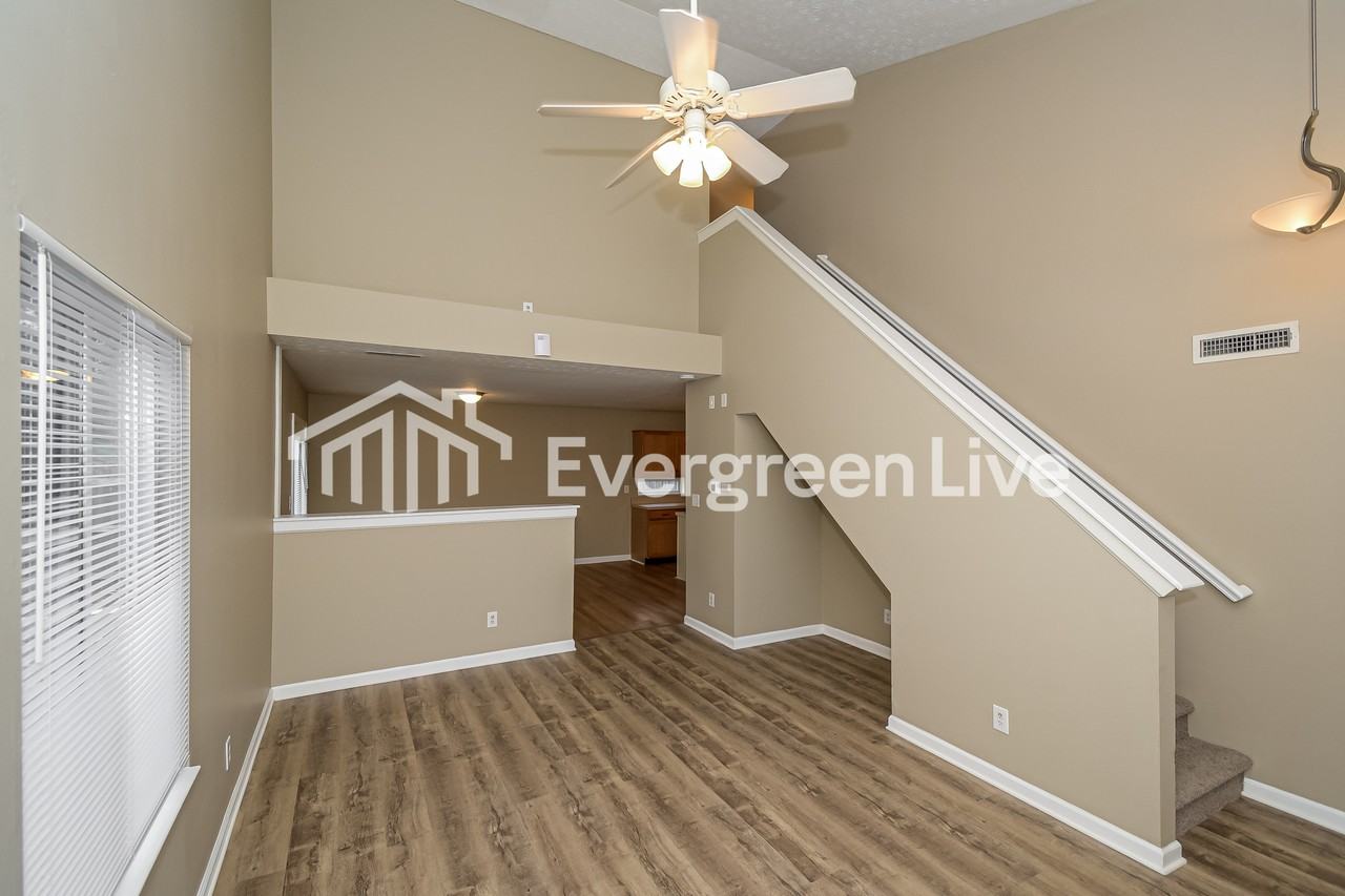 6678 Largo Ln - Photo 3 of 16