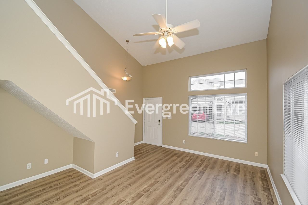 6678 Largo Ln - Photo 4 of 16