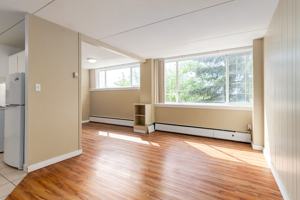 featured image of 10 Frobisher Boulevard SE
