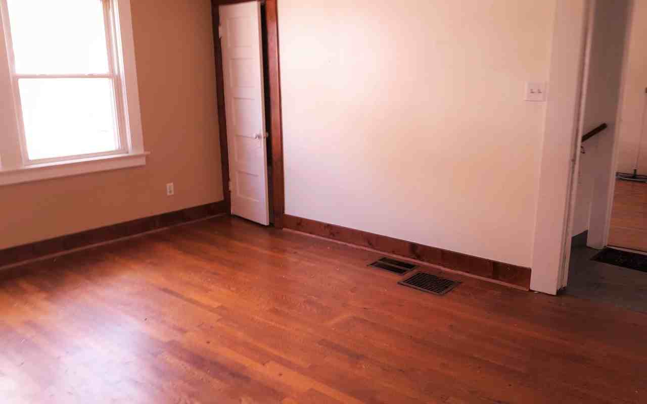 2868 Midland Trail - Photo 2 of 8