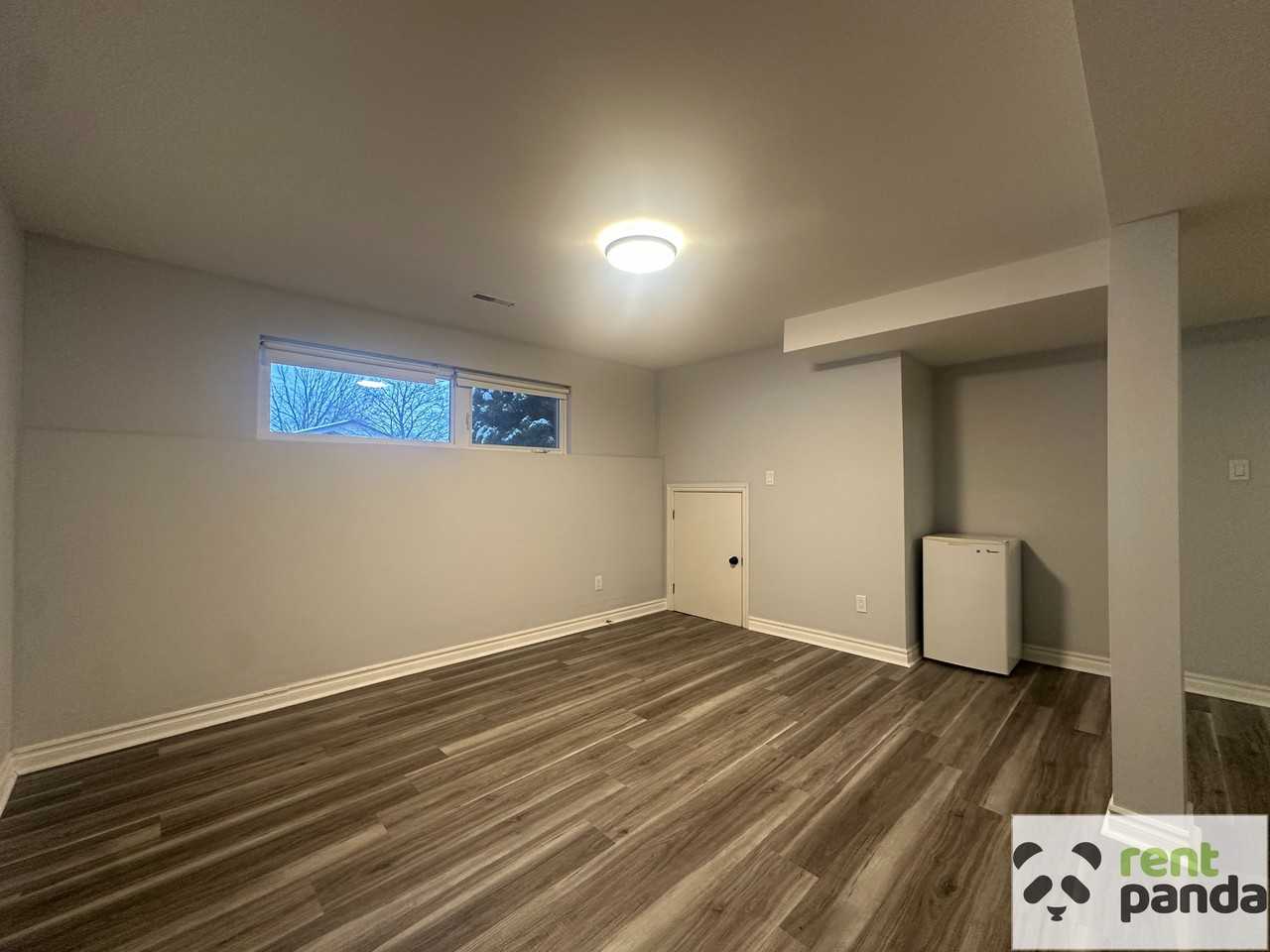 2424 Mountland Dr - Photo 6 of 19