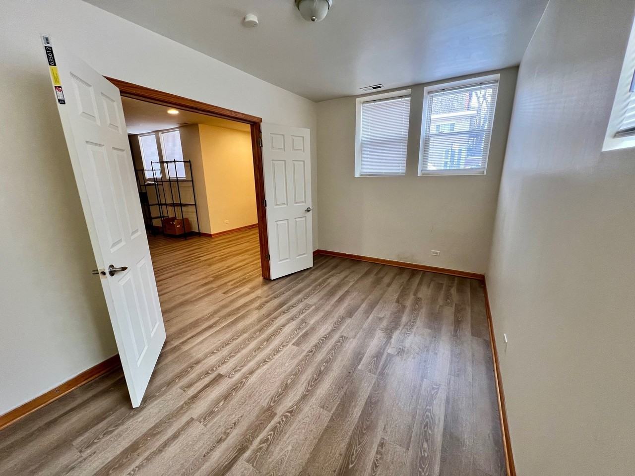 1700 W Greenleaf Ave #G - Photo 6 of 10