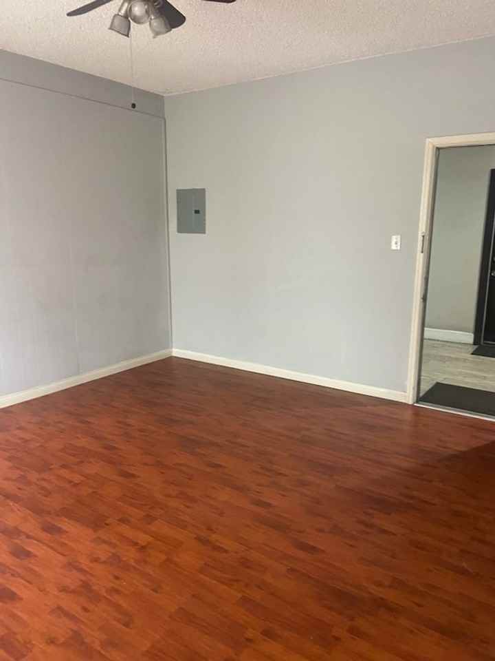 Isabel Apartments, LLC - Photo 2 of 22