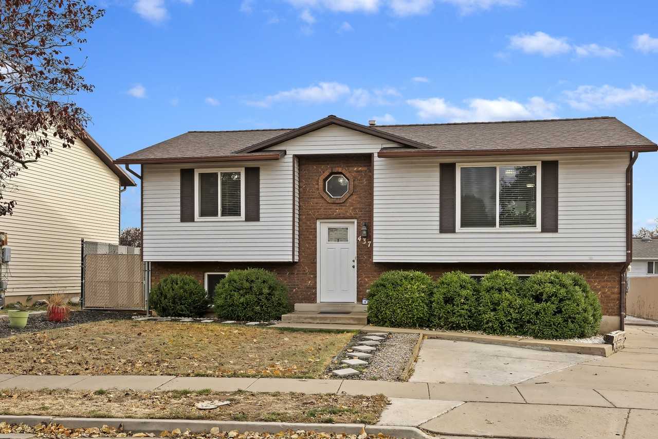 437 W 2400 S #1 - Photo 2 of 30