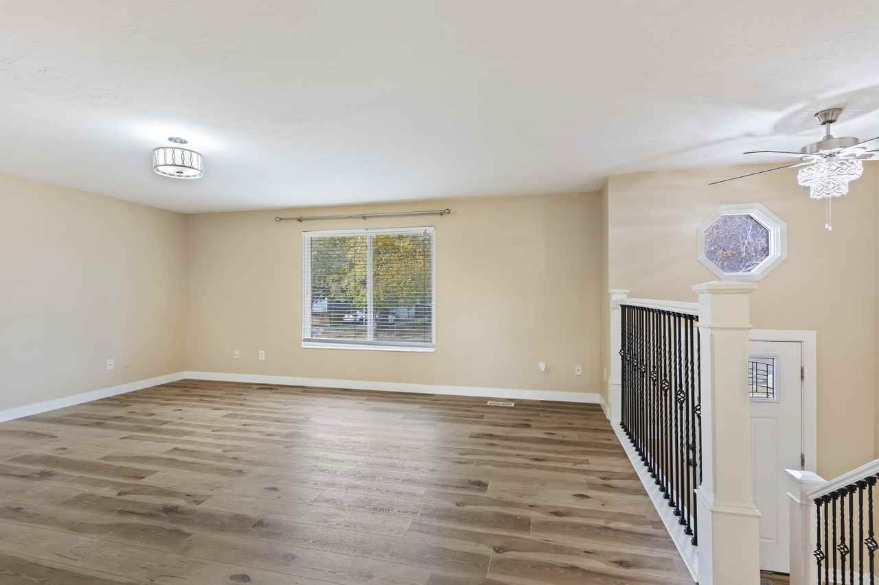 437 W 2400 S #1 - Photo 7 of 30