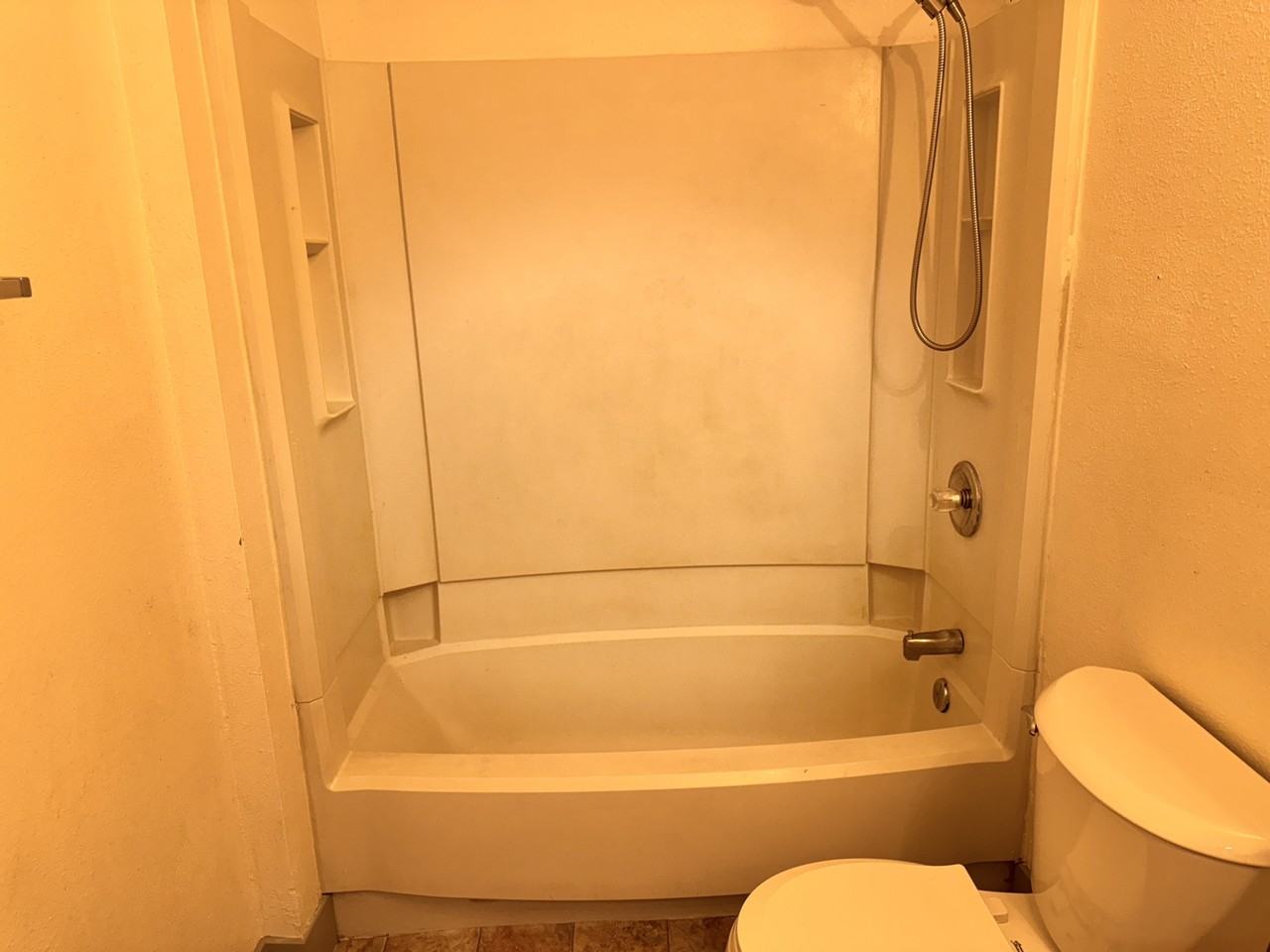 830 West 10th Street #830 - Photo 7 of 16